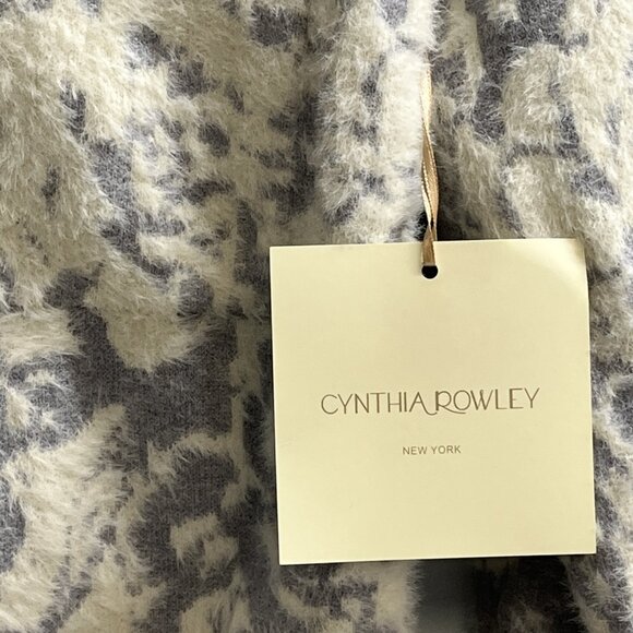Cynthia Rowley Sweater XS Blue Floral Fuzzy Knit Snap Front Cardigan Jacket - Picture 3 of 7
